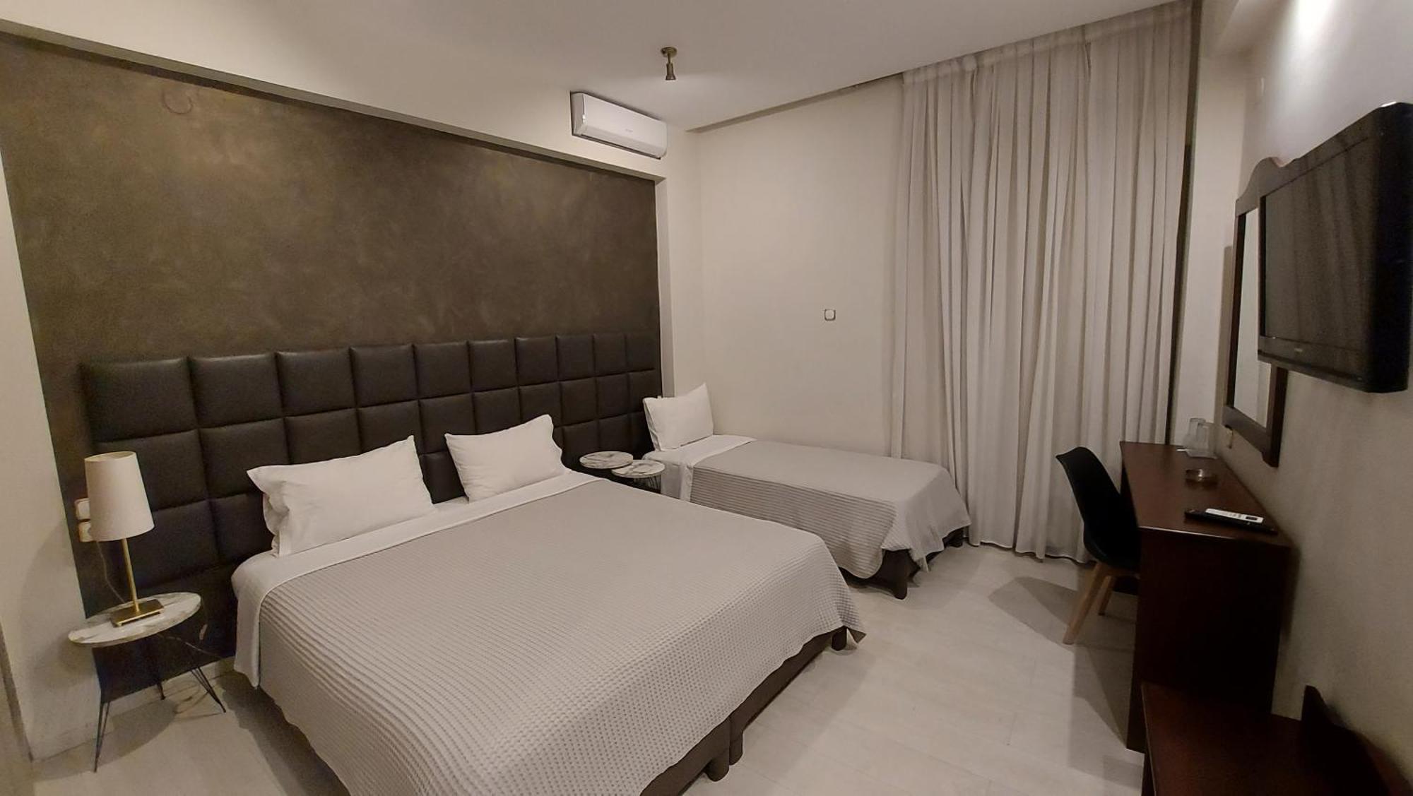 Lingos Hotel Florina Zewnętrze zdjęcie